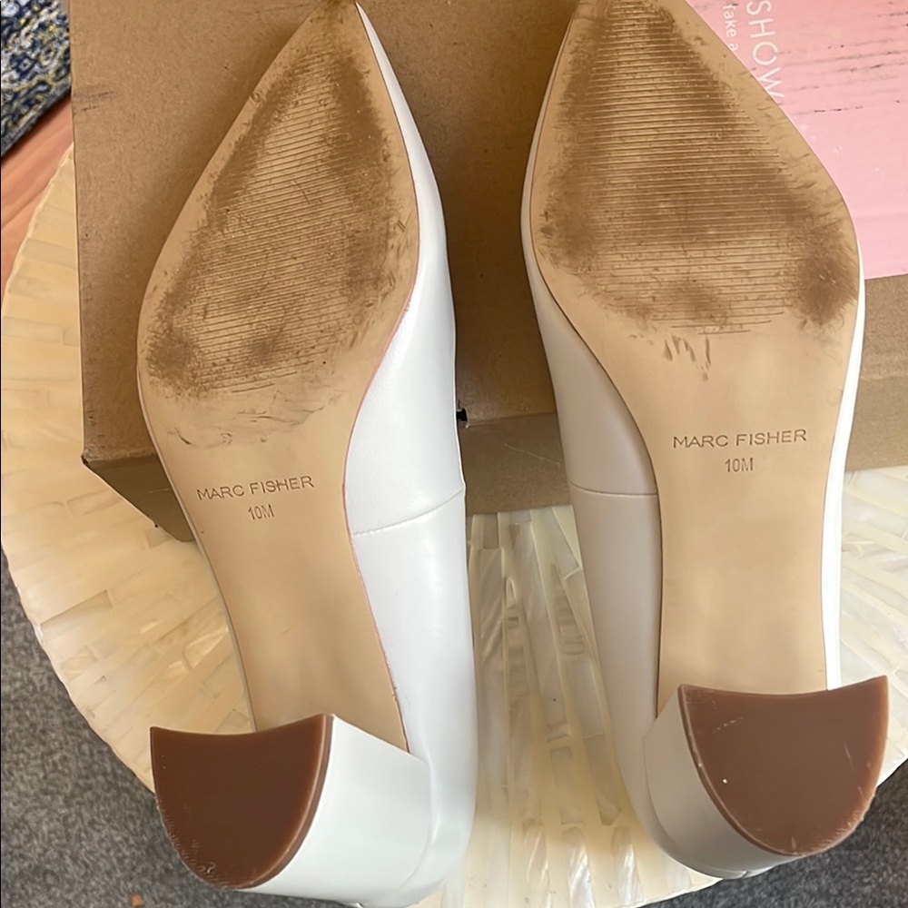 Marc Fisher Cream Pointed Toe Heels, 10M - Picture 6 of 7